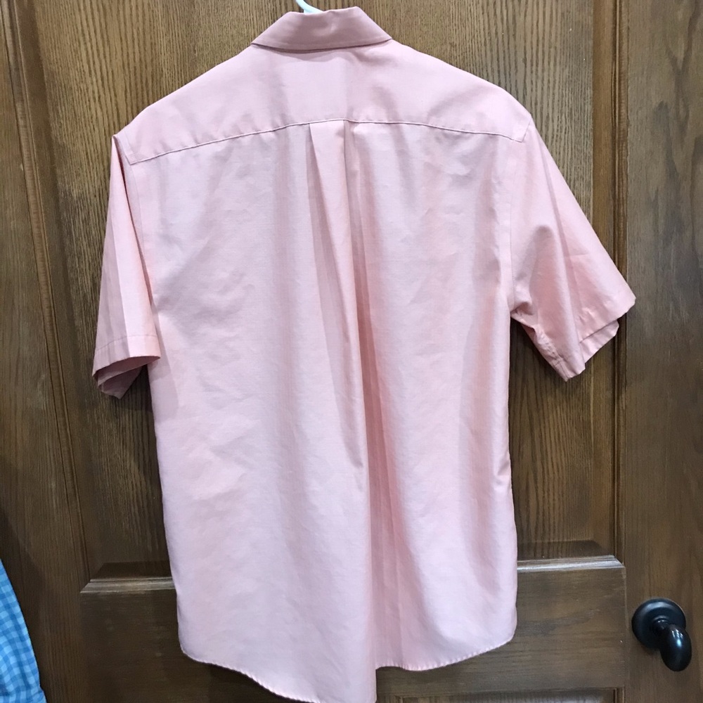 Men’s Roundtree & Yorke Short Sleeve Button Shirt - Picture 2 of 2